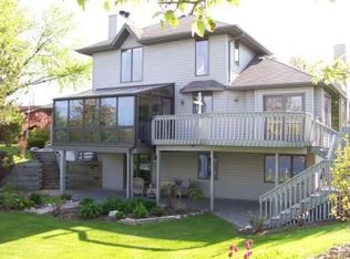 810 Bullhead Lake Rd, Brillion, WI 54110