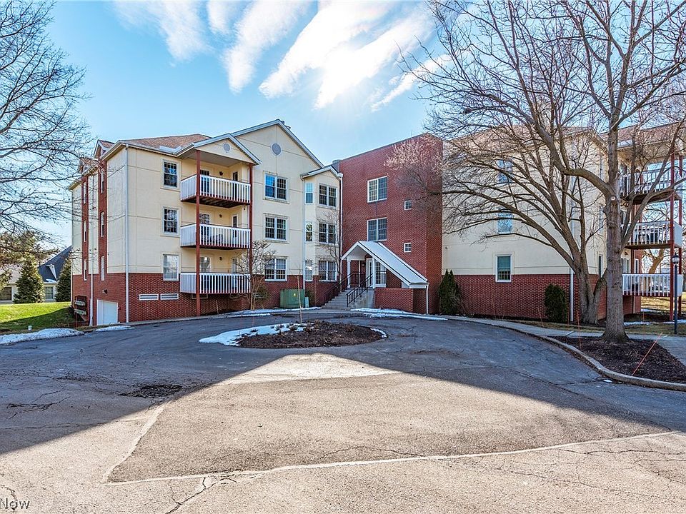 1st image of 22481 Center Ridge Rd APT 301