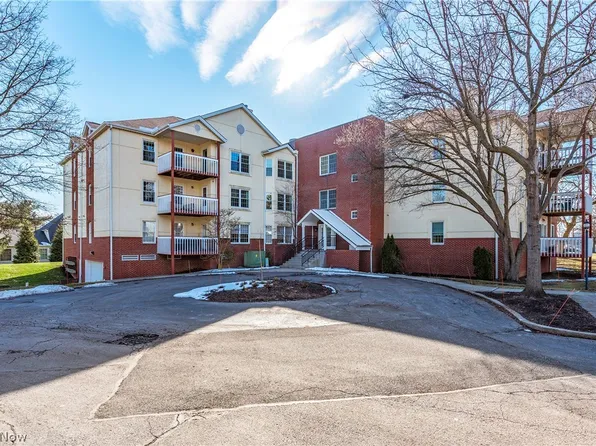 22481 Center Ridge Rd APT 301, Rocky River, OH 44116