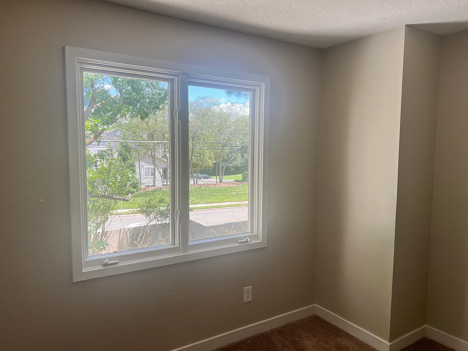 1 bed, 1613 sqft, $750 — Photo 4