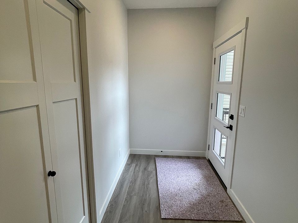 1st image of 2143 190th St NW