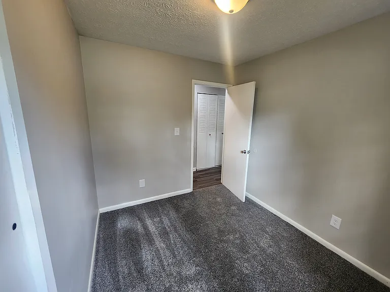 10210 Nola Dr — Photo 13