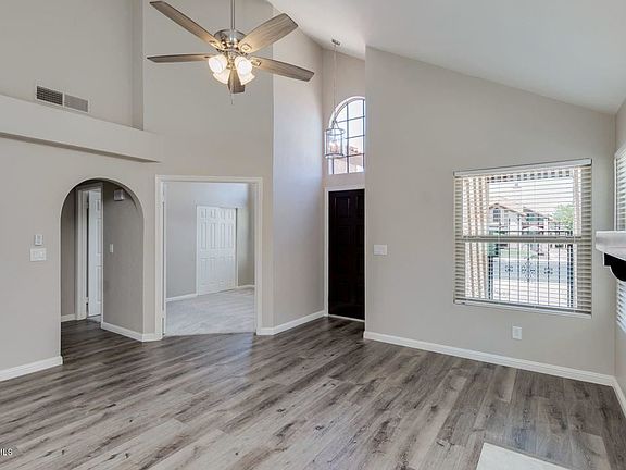 4th image of 1929 E Velvet Dr