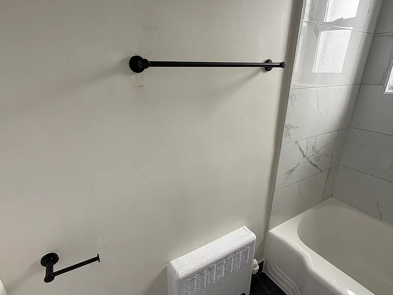 108 Washington St #6I — Photo 11