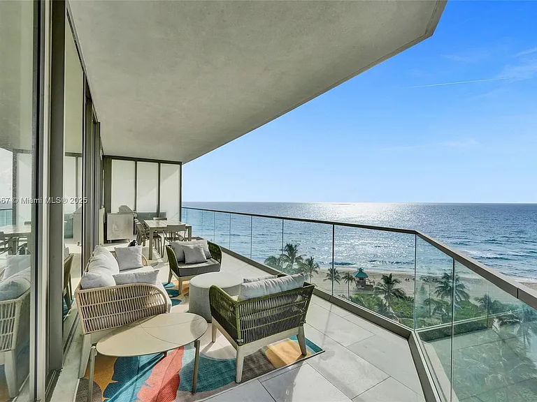 18975 SE Collins Ave #3504 — Photo 2