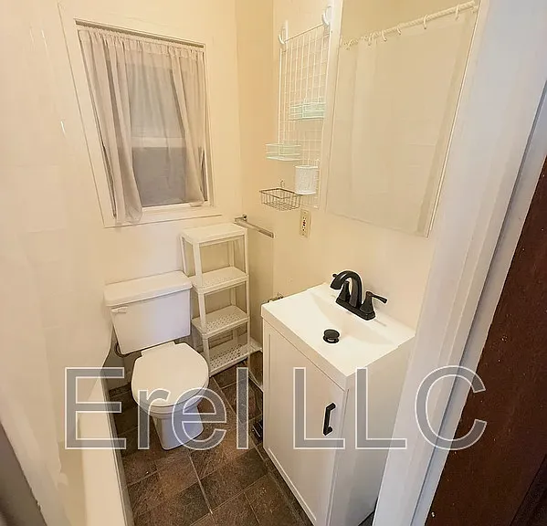 1829 Highland Pl #311 — Photo 2