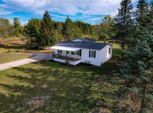 7220 Telephone Rd, Le Roy, NY 14482