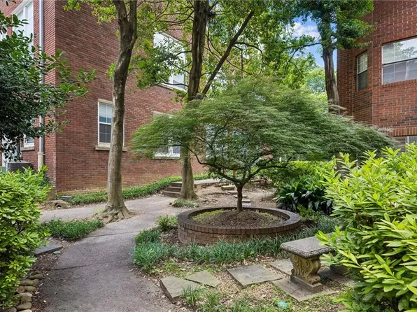 1041 State St NW APT 24, Atlanta, GA 30318