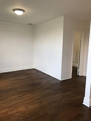 3rd image of 92 Gates Ave #4J