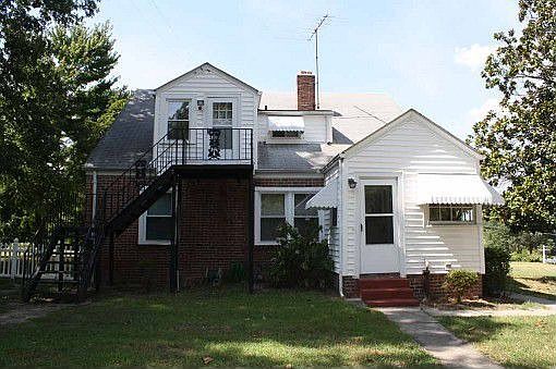 2nd image of 3612 E Geer St