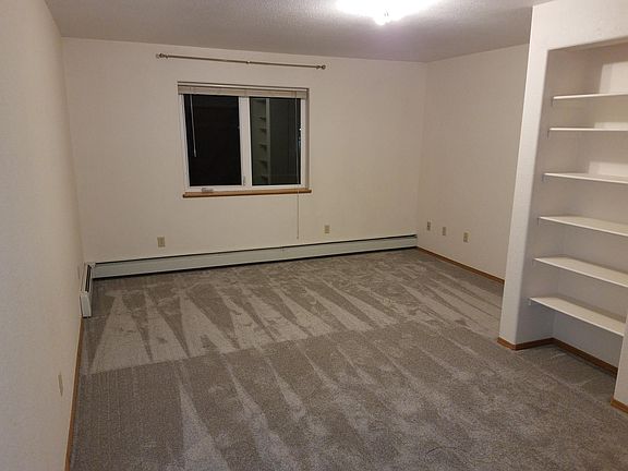 Oversized Bedroom 2