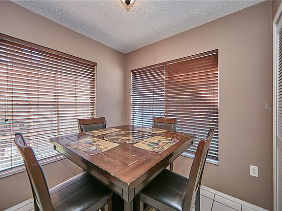 3rd image of 4015 Berlin Ct