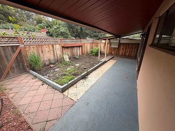 3rd image of 1914 Cooley Ave APT 1