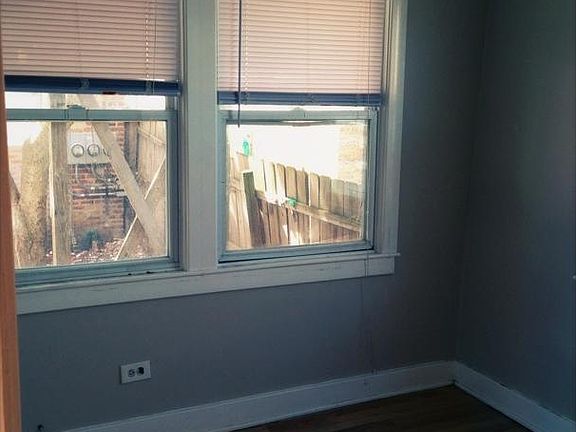 5th image of 2733 N Oak Park Ave