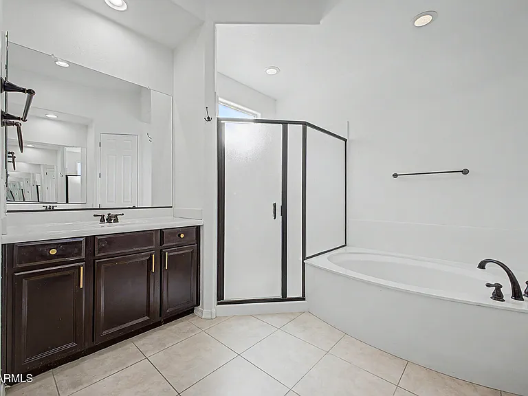 14210 W Harvard St — Photo 37