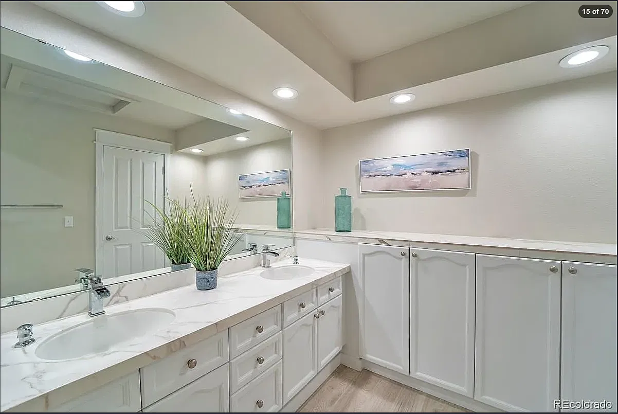 2550 Winding River Dr — Photo 3
