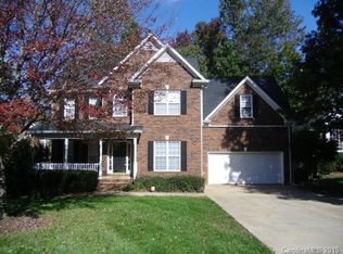 4945 Whitmore Pond Ln, Charlotte, NC 28270
