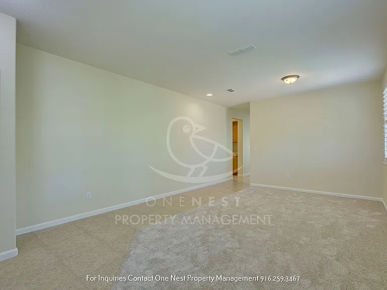 1228 Waverton Ln — Photo 2