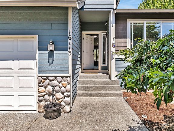 2nd image of 16113 87th Avenue Ct E
