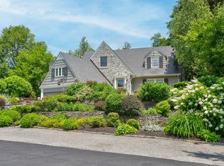 6 Janssen Drive, Manhasset, NY 11030