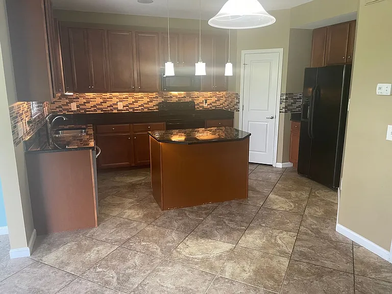 109 Gupton Ct — Photo 5