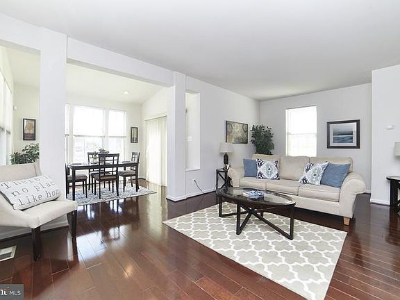 3rd image of 8331 Bufflehead Dr