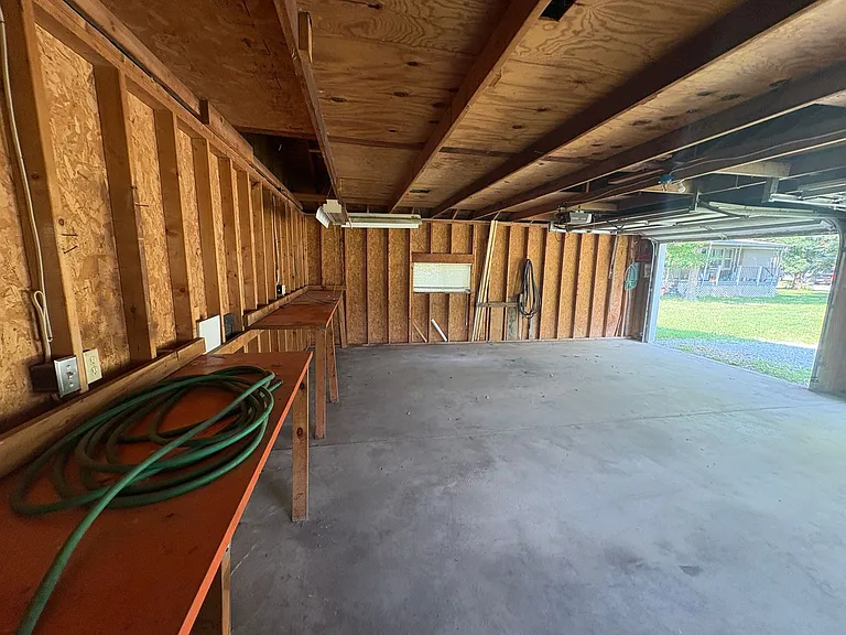 2209 Hawthorne Ave — Photo 46