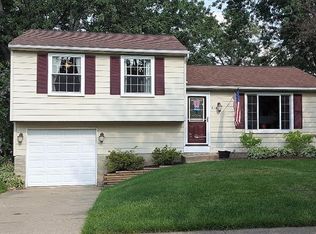 874 Gayer Dr, Medina, OH 44256