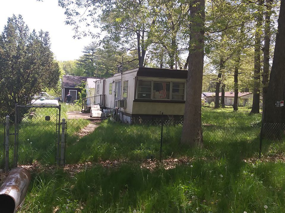 2nd image of 3349 N 17120e Rd