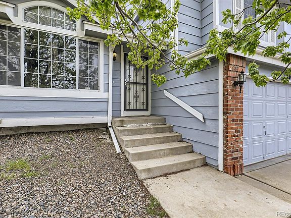 3rd image of 20910 Kelly Pl