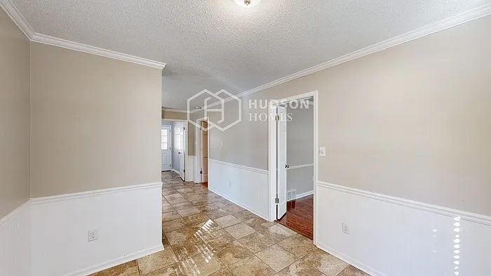 2089 Norcross Dr — Photo 14