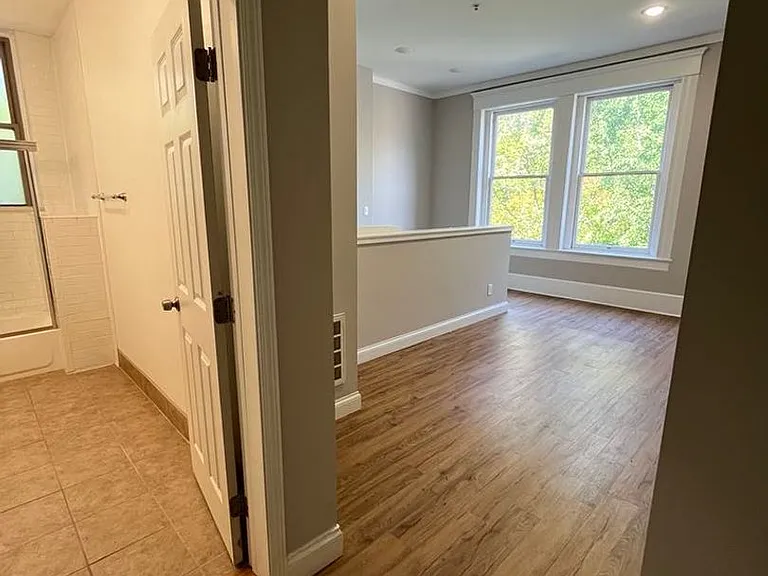 1337 S 4th St — Photo 7