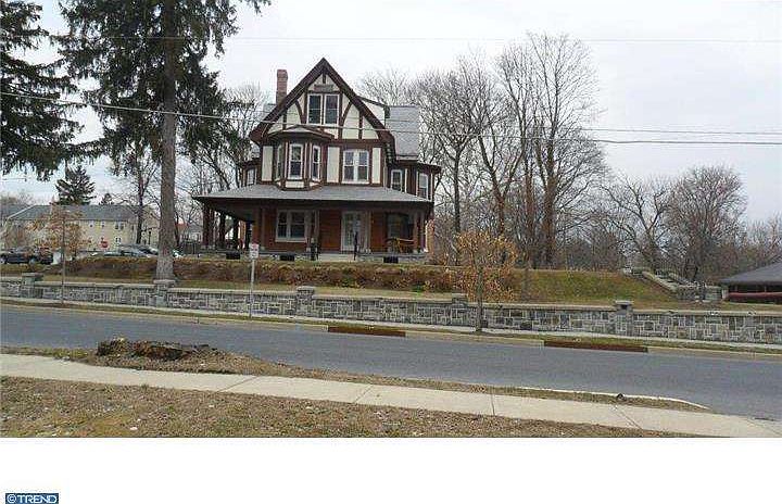 1st image of 70 Werner St