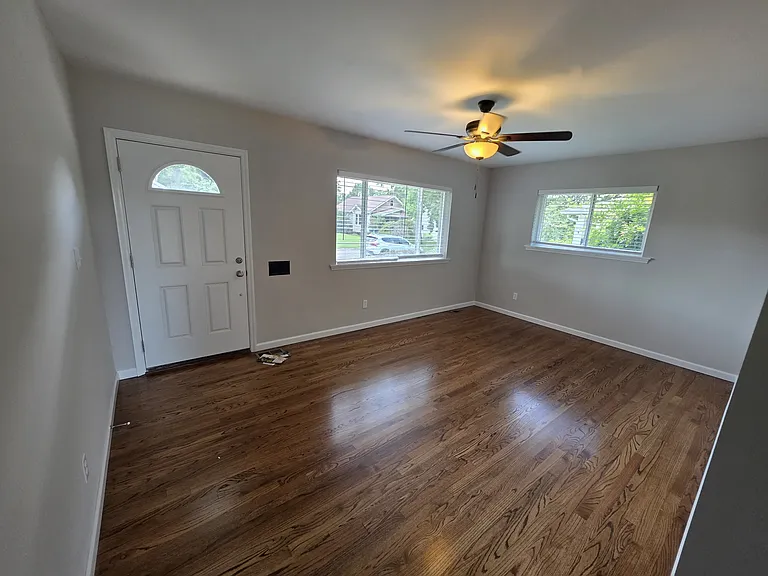 7409 Nottingham Ave — Photo 5
