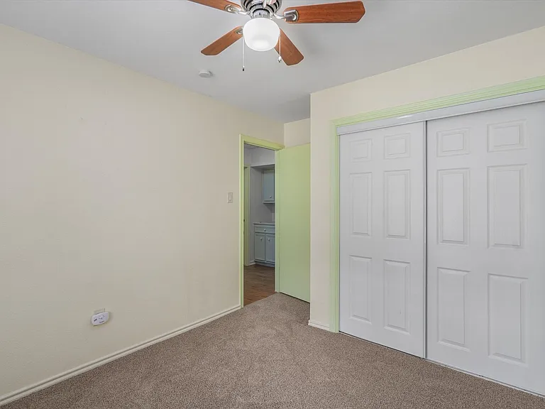 10057 Woodland Village Dr — Photo 22