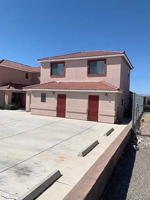 1st image of 2635 Calle De Mercado