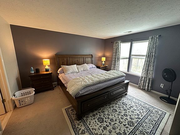 4th image of 5450 Garth Dr