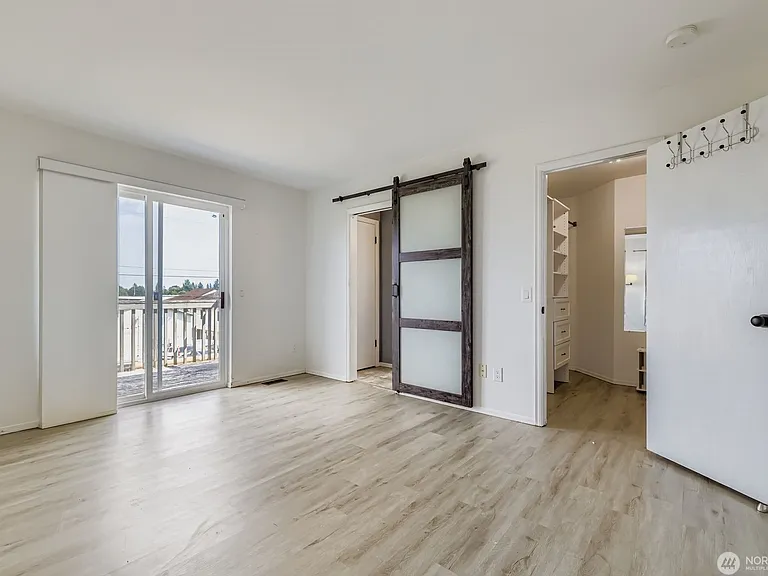 3921 High St — Photo 16