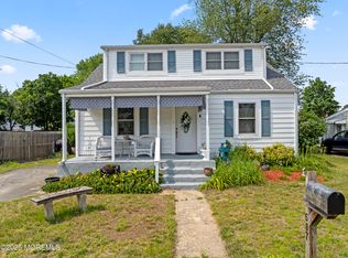 607 Willow St, Lakehurst, NJ 08733