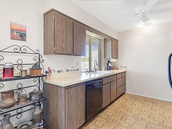 3rd image of 10526 W Brookside Dr