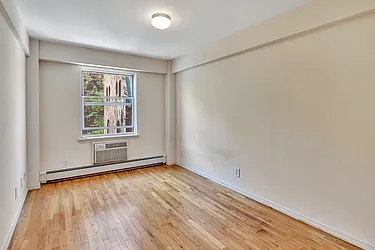 Rented by Cooper & Cooper Real Estate