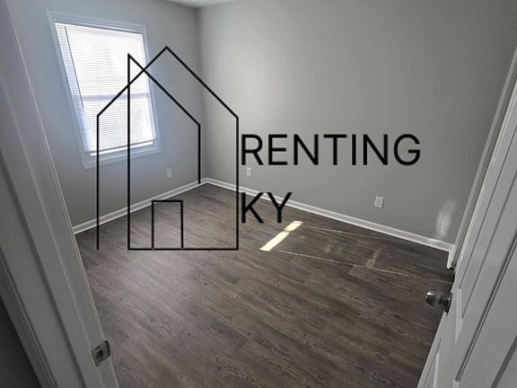 4th image of 1661 Foxhaven Dr #6