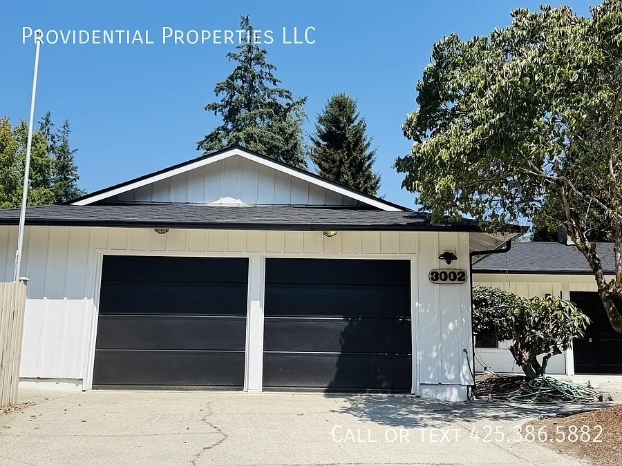 4 bed, 1880 sqft, $5,100 — Photo 2