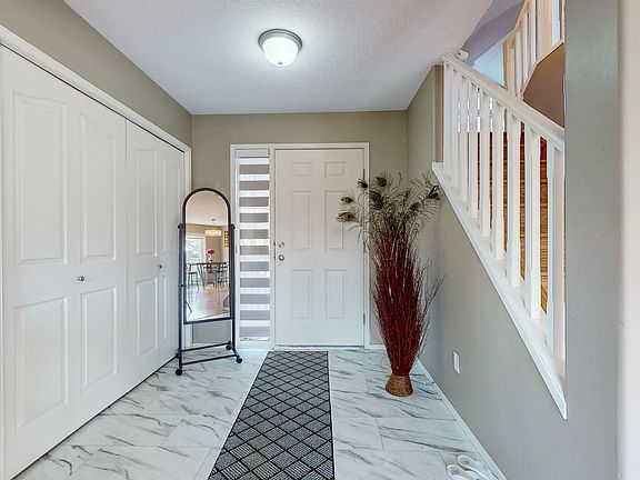 3rd image of 2610 33a St NW