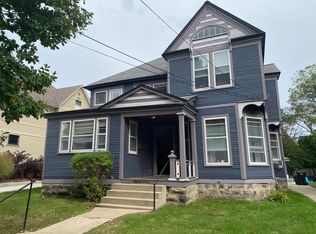 224 Charles Ave SE #B, Grand Rapids, MI 49503