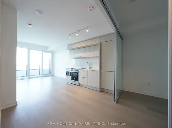 448 Burnhamthorpe Rd W, Mississauga, ON