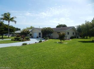 107 SE 12th Pl, Cape Coral, FL 33990