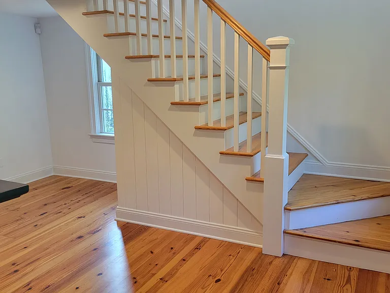 Stairs to Master / Loft