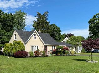 39 Village Rd, Pompton Plains, NJ 07444