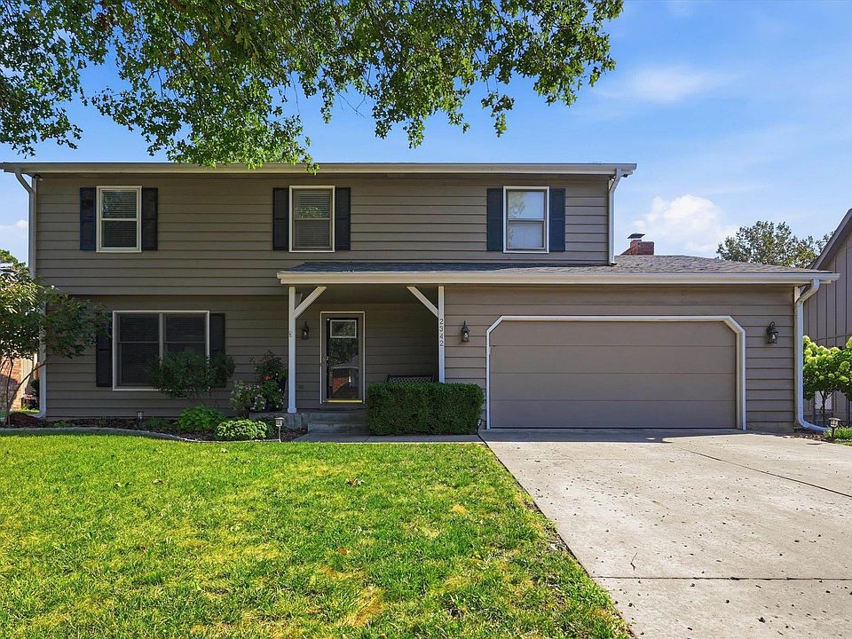 1st image of 2342 SW Ashworth Pl